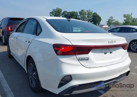 2024 Kia Forte Lxs из США, поврежденный, VIN 3KPF24AD9RE760574